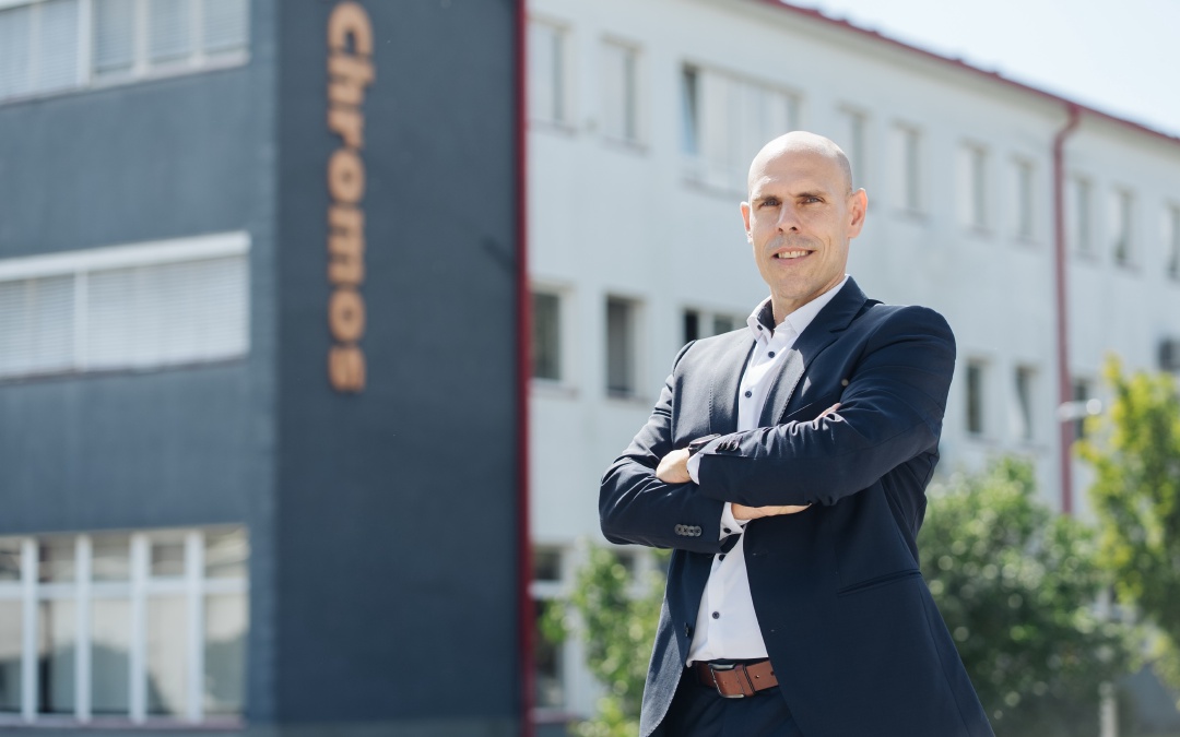 Goran Dolenec, Chromos